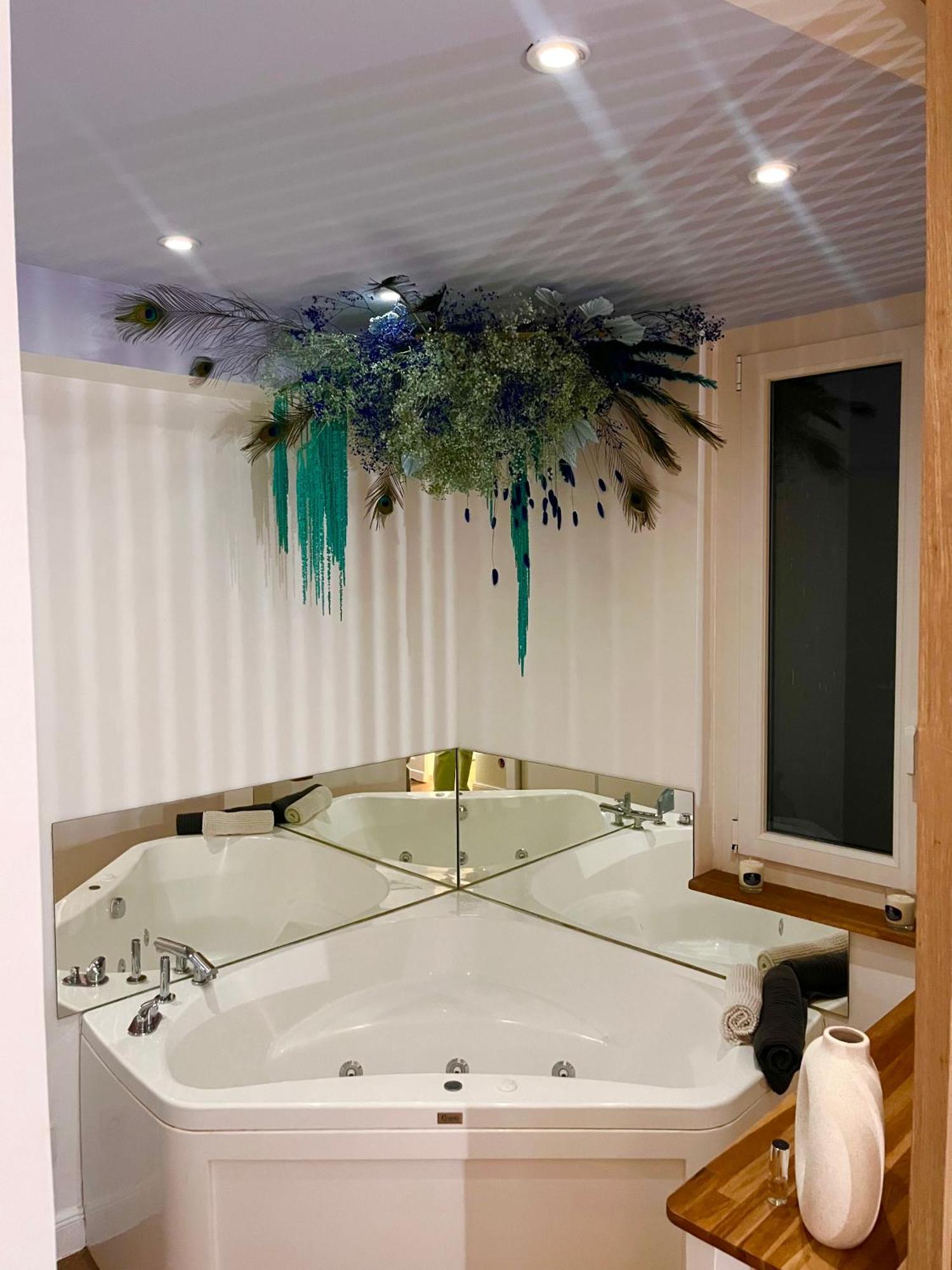 Le Jardin Secret - Balneo & Spa مونبيلييه المظهر الخارجي الصورة